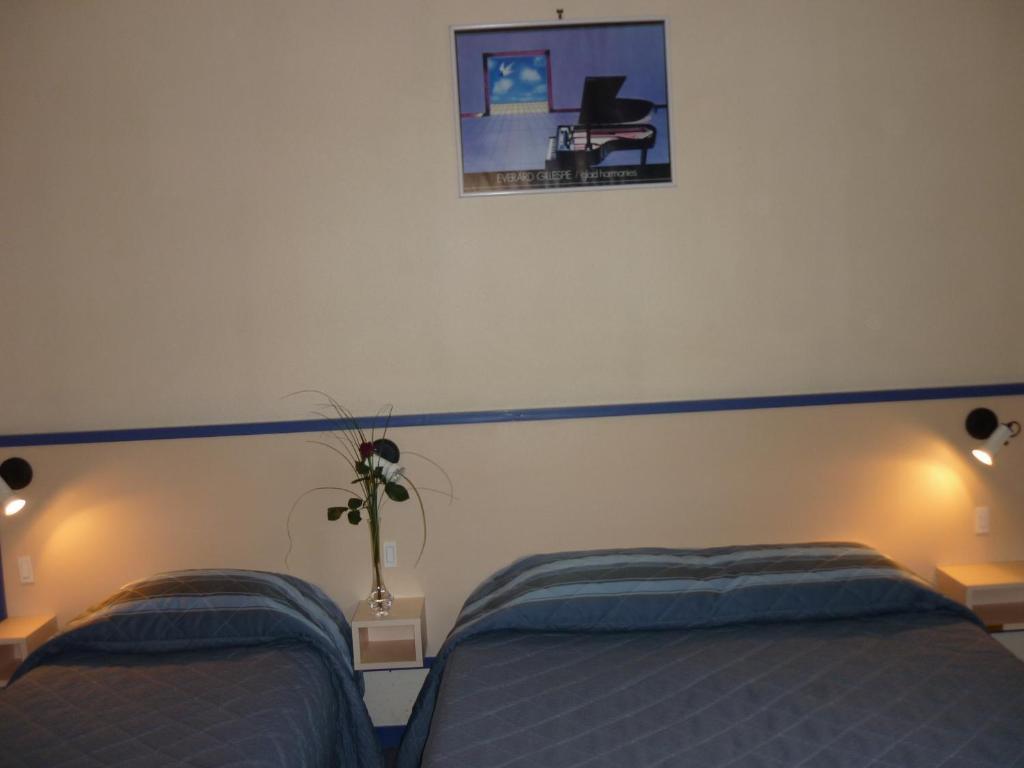 Hotel Entre 2 Mers Proche Bordeaux Carbon-Blanc Chambre photo