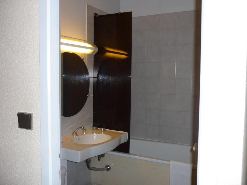 Hotel Entre 2 Mers Proche Bordeaux Carbon-Blanc Chambre photo