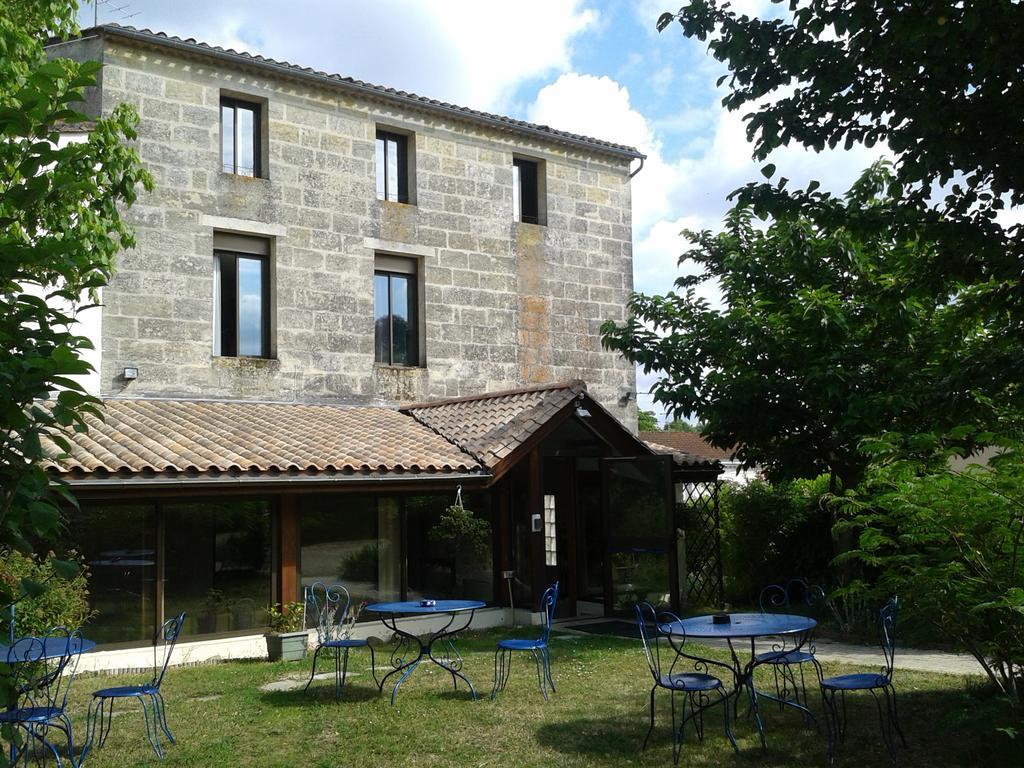 Hotel Entre 2 Mers Proche Bordeaux Carbon-Blanc Extérieur photo